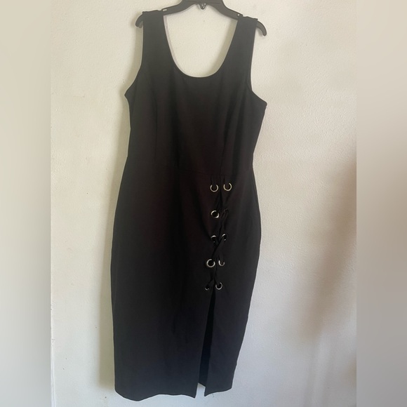 Symphony Dress - Black